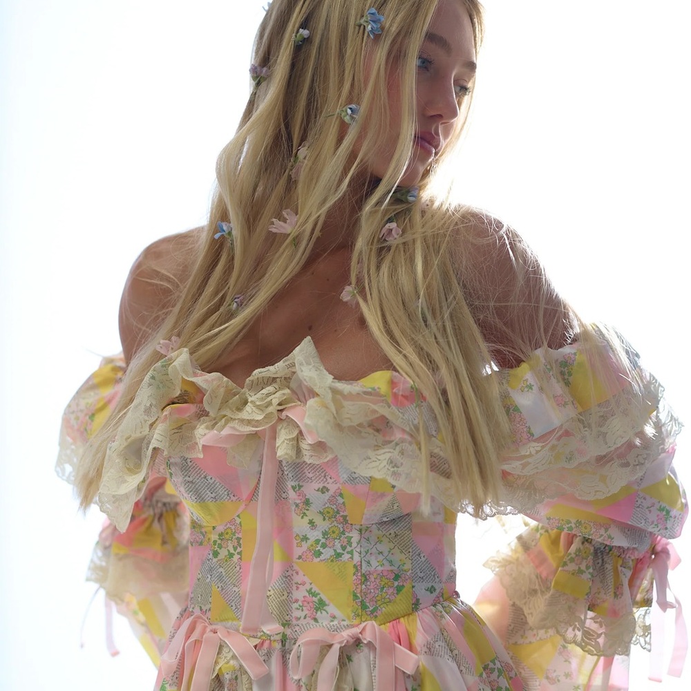 Selkie Trip Waltz Gown - Picture 4 of 5